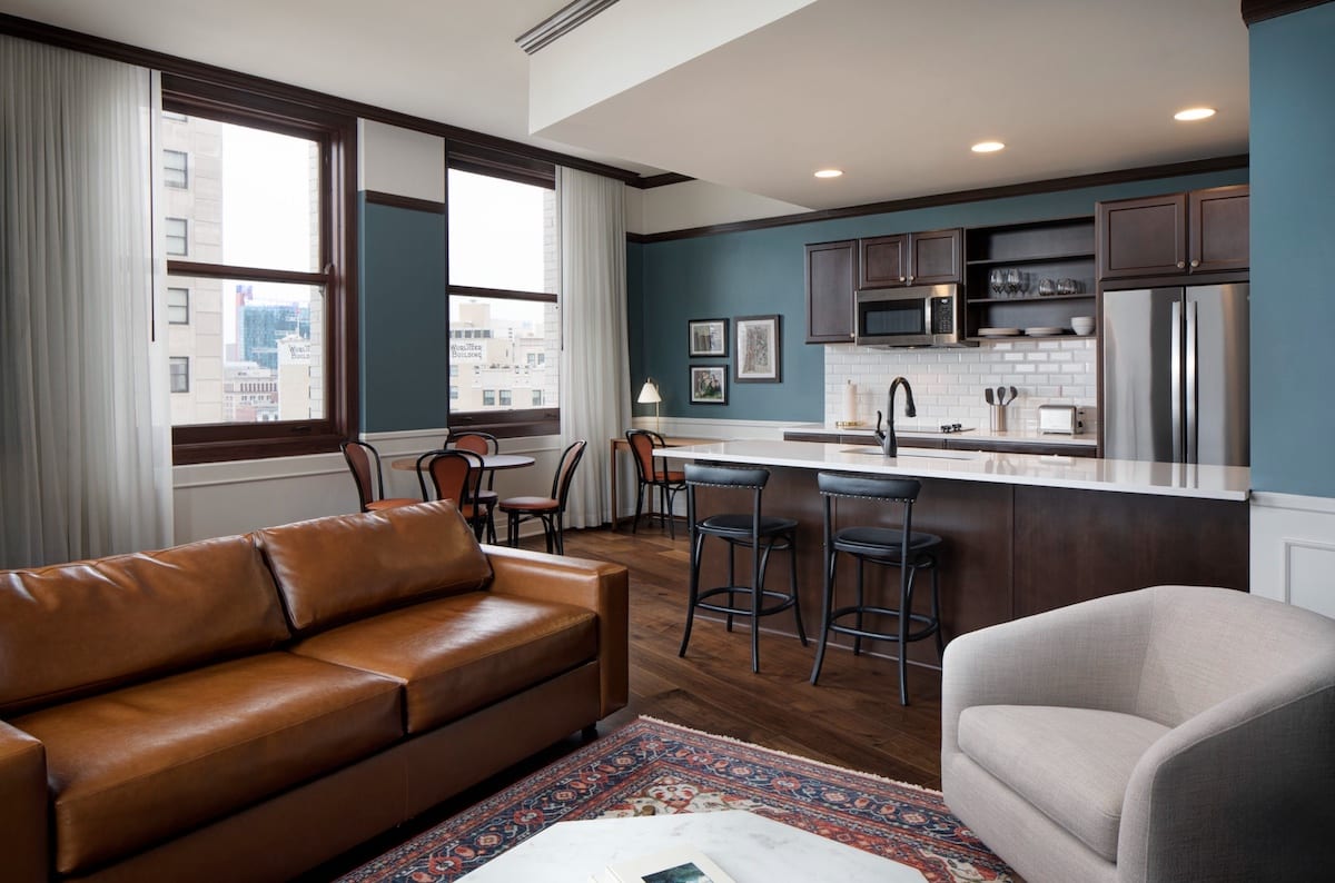 HDW Hotel Suite B