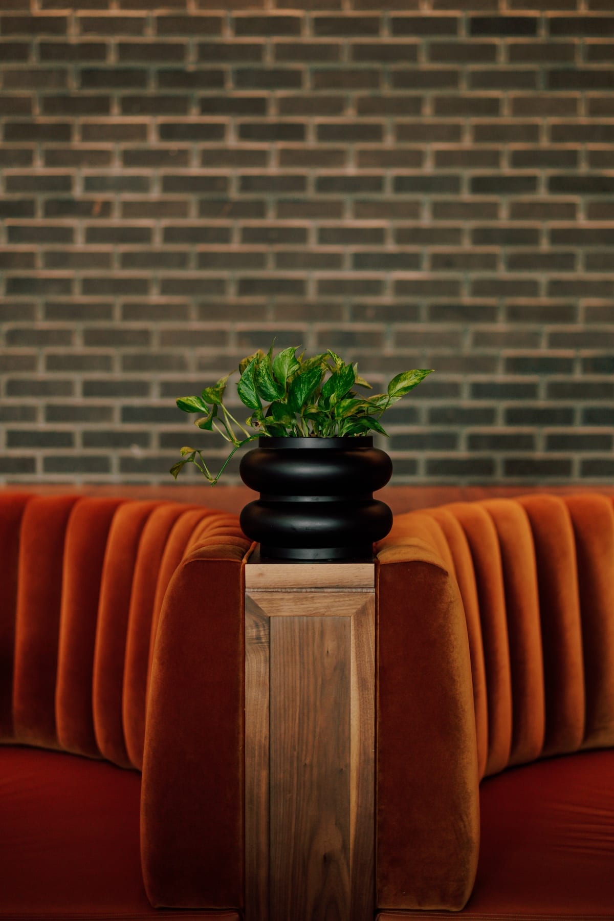 AC_Detroit Booths Edge